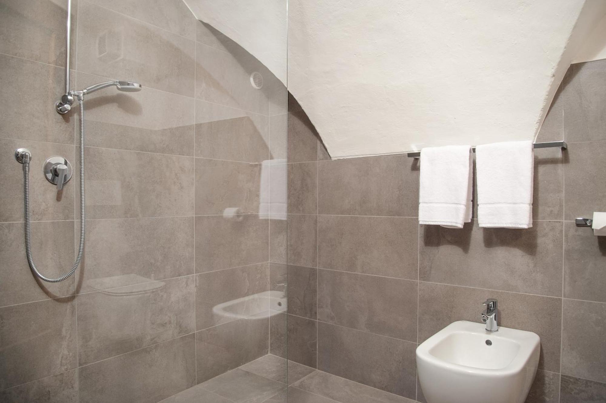 Casa Calvola Holiday Home Тенно Номер фото